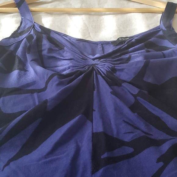 Top - Picture 4 of 4